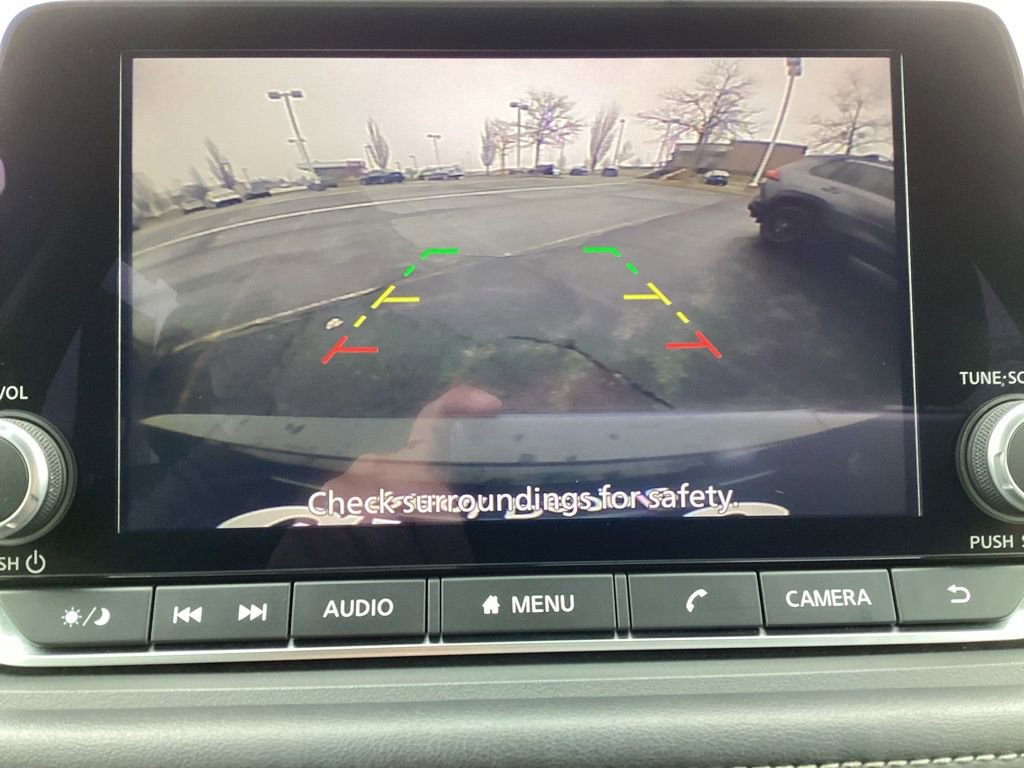 Used 2025 Nissan Rogue SV image 19