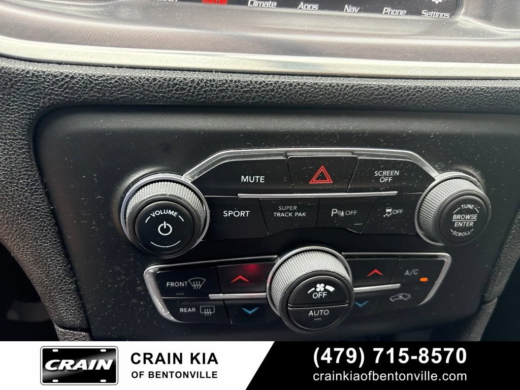 Used 2019 Dodge Charger GT w/ Navigation & Travel Group RWD image 17