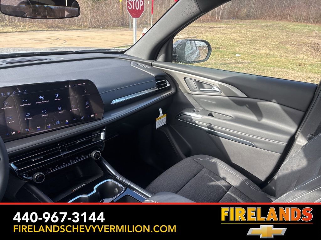 New 2026 Chevrolet Traverse LT w/ LPO, Floor Liner Package FWD image 44