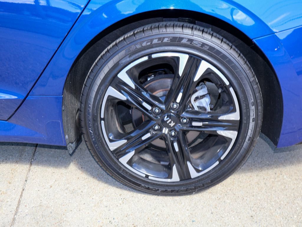 Used 2021 Kia K5 GT-Line AWD/4WD image 10