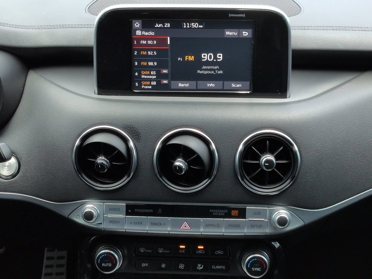 Used 2020 Kia Stinger GT RWD image 18