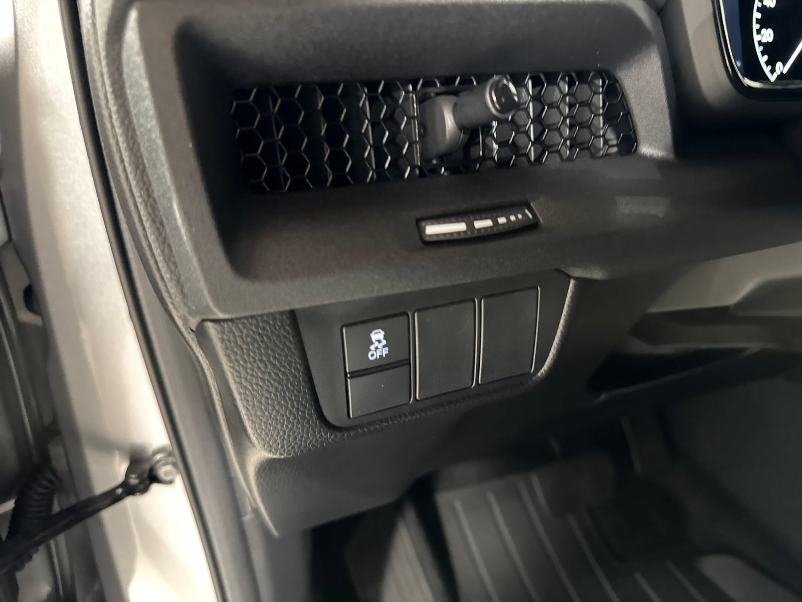 Certified 2025 Honda CR-V Sport image 19