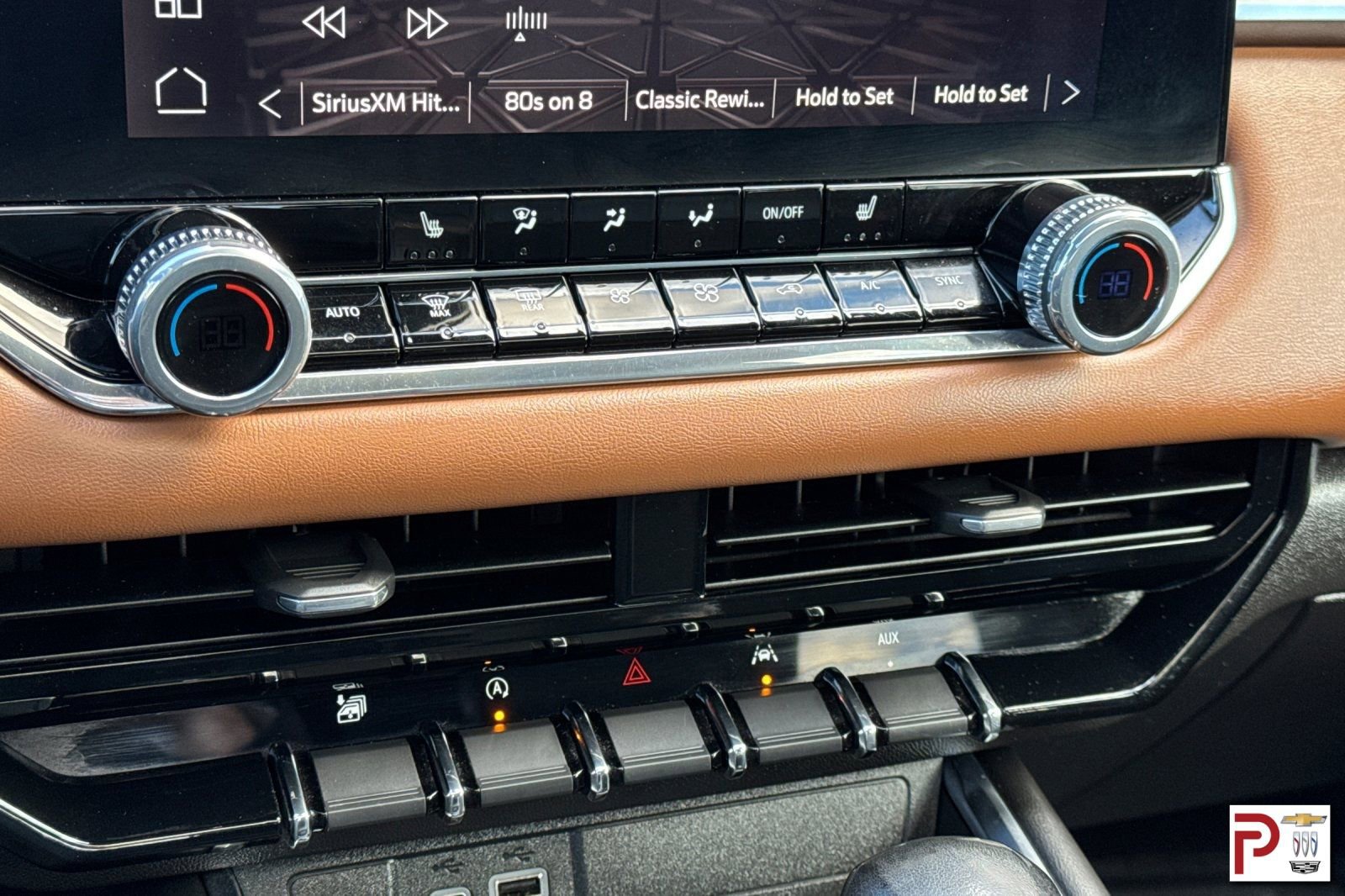 Used 2024 GMC Canyon AT4 w/ Technology Package image 22