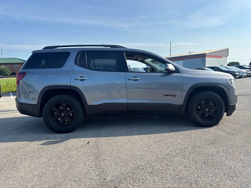 Used 2021 GMC Acadia AT4 w/ Technology Package AWD/4WD image 8