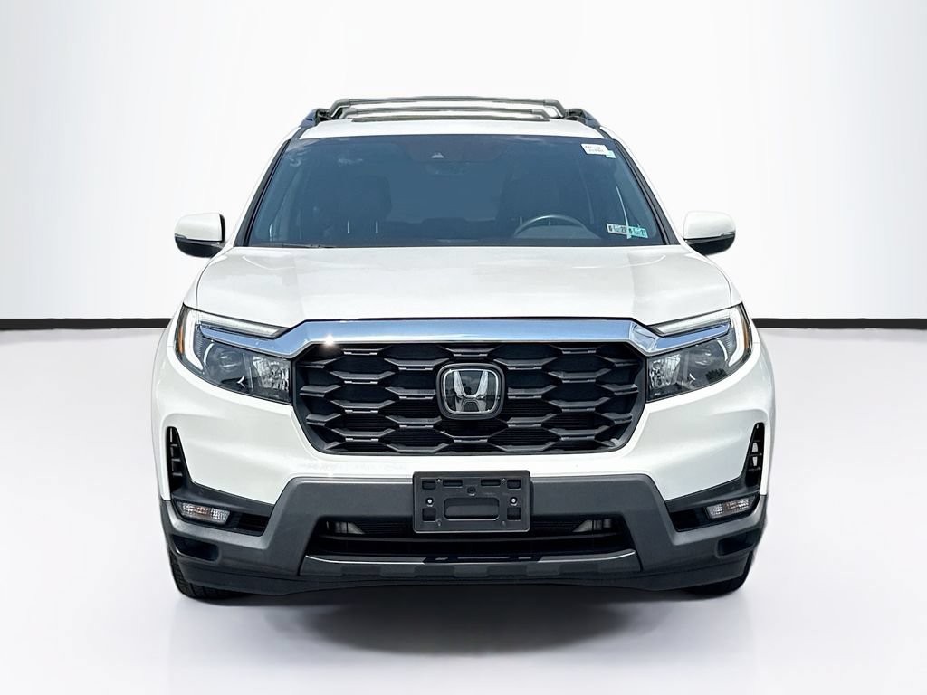 Used 2023 Honda Passport EX-L image 2