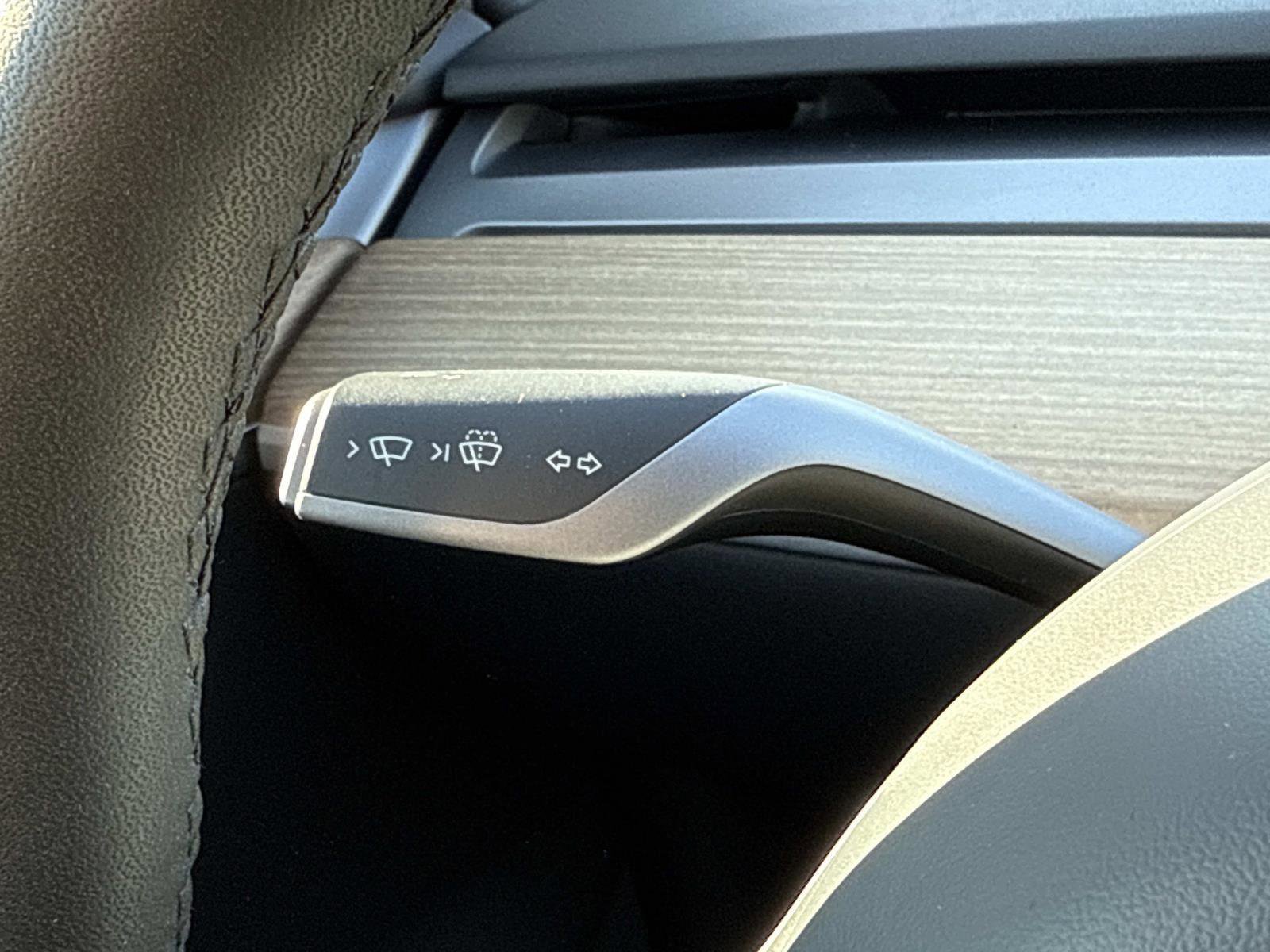 Used 2023 Tesla Model 3 Standard Range RWD image 10