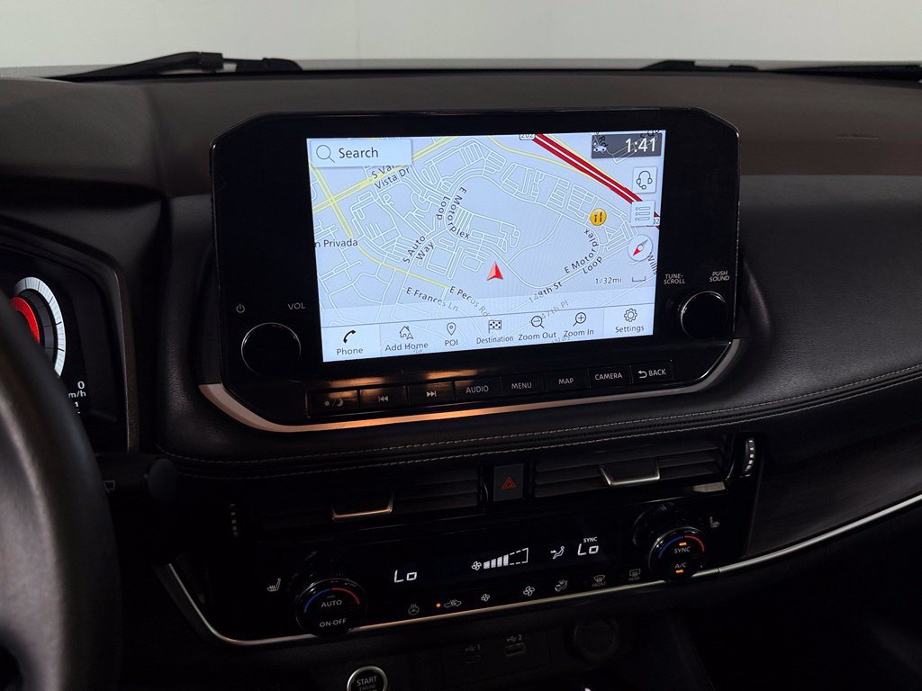 Used 2023 Nissan Rogue Platinum FWD image 13