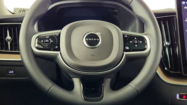 New 2026 Volvo XC60 B5 Plus w/ Climate Package AWD/4WD image 25