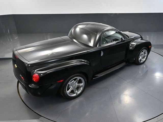 Used 2006 Chevrolet SSR w/ Preferred Equipment Group RWD image 43
