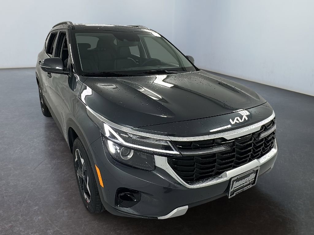 New 2026 Kia Seltos EX