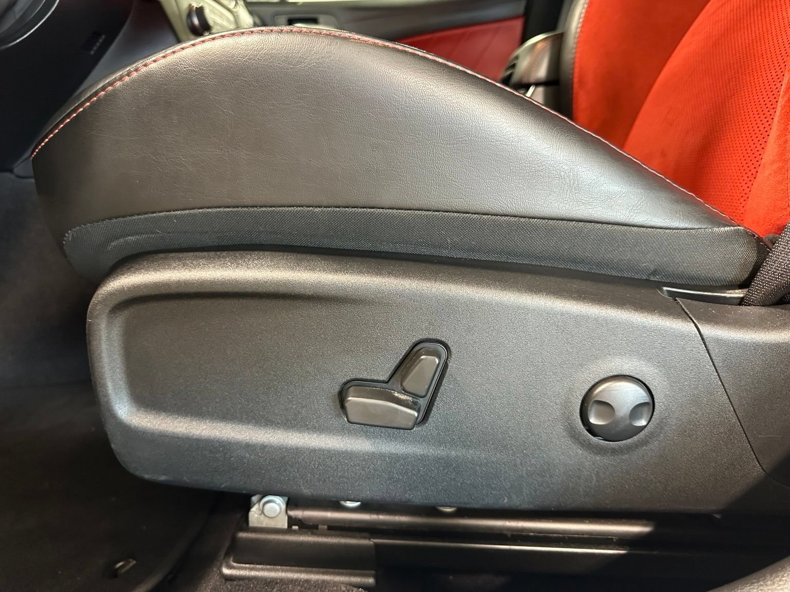Used 2022 Dodge Charger Scat Pack RWD image 17