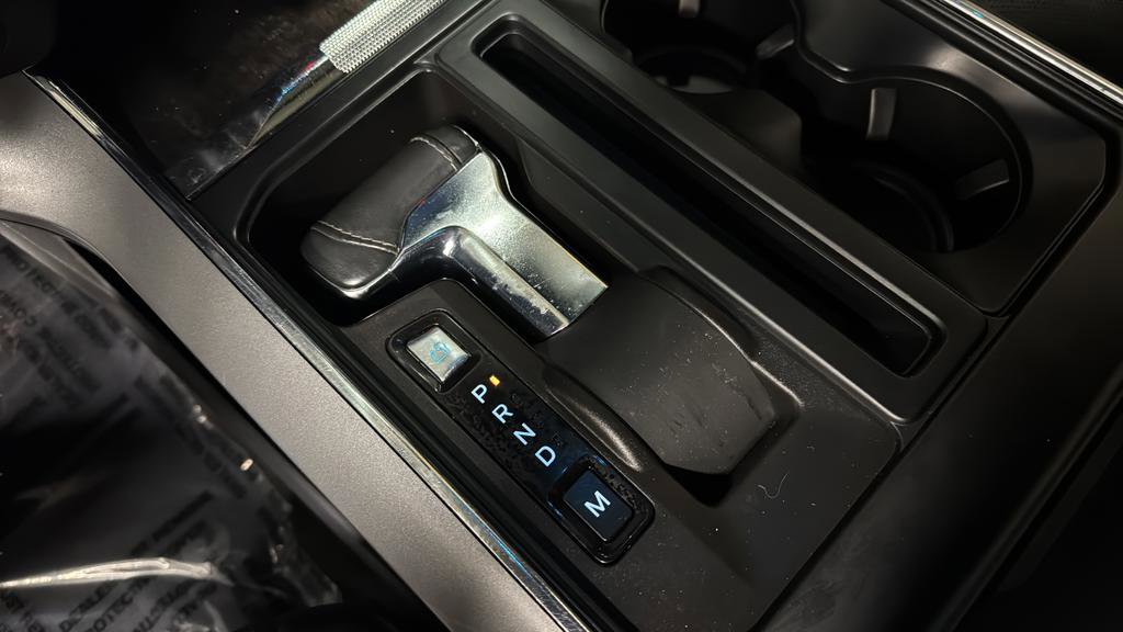 Used 2021 Ford F150 Lariat w/ Equipment Group 502A High image 16