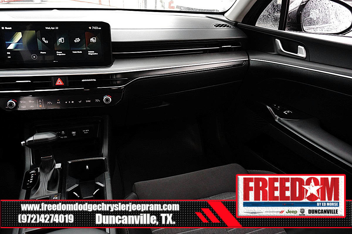 Used 2025 Kia K5 LXS FWD image 37