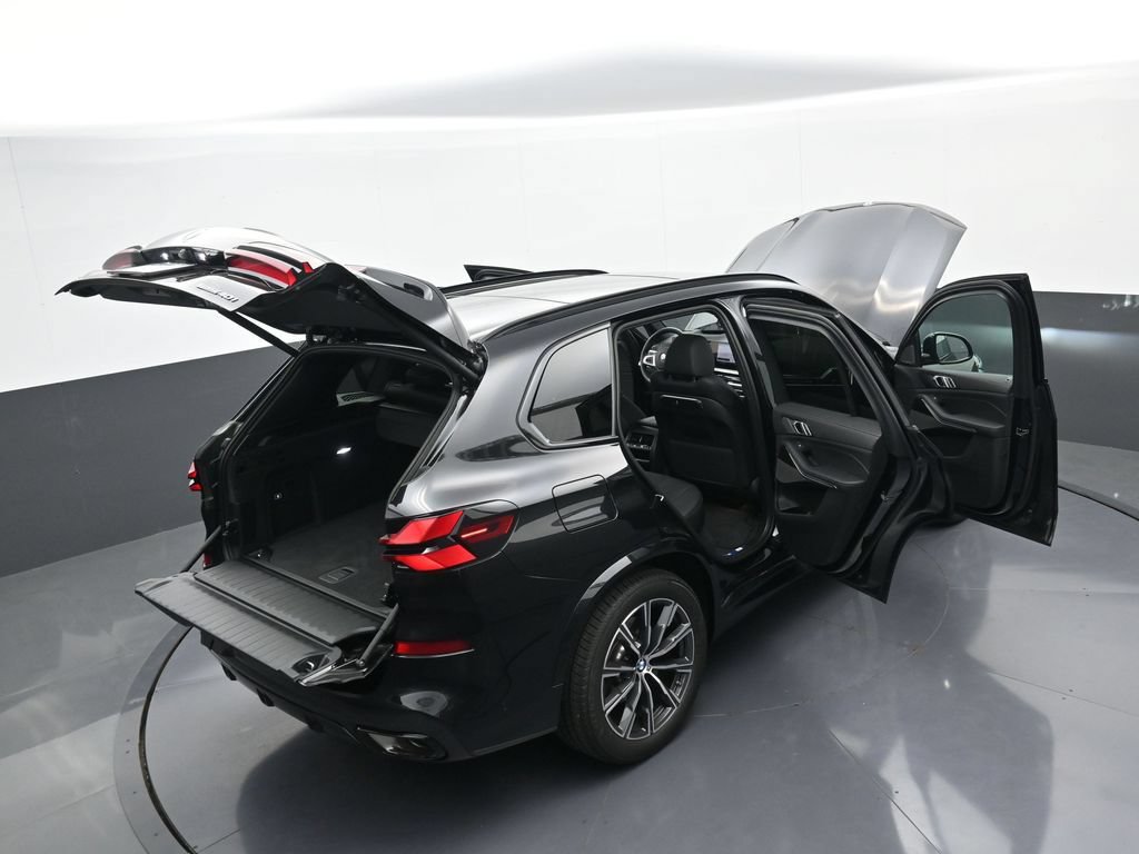 New 2026 BMW X5 sDrive40i w/ M Sport Package RWD image 45