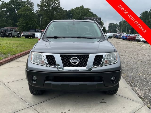 Used 2019 Nissan Frontier SL image 2