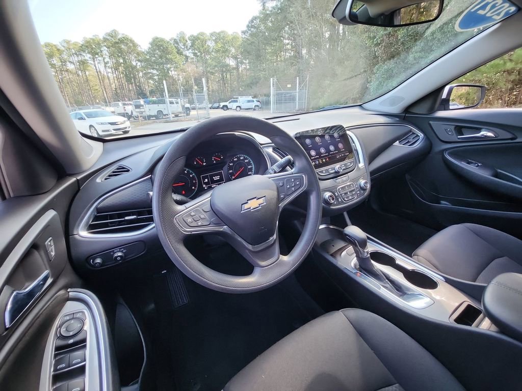 Certified 2021 Chevrolet Malibu LT image 14
