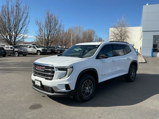 Used 2025 GMC Acadia Elevation image 8