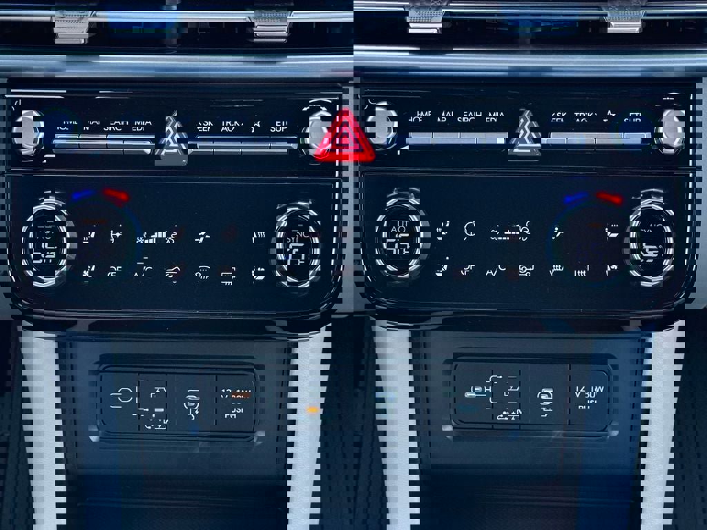 New 2026 Hyundai Tucson Limited image 22