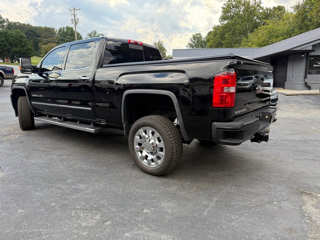 Used 2015 GMC Sierra 2500 Denali w/ Duramax Plus Package image 41