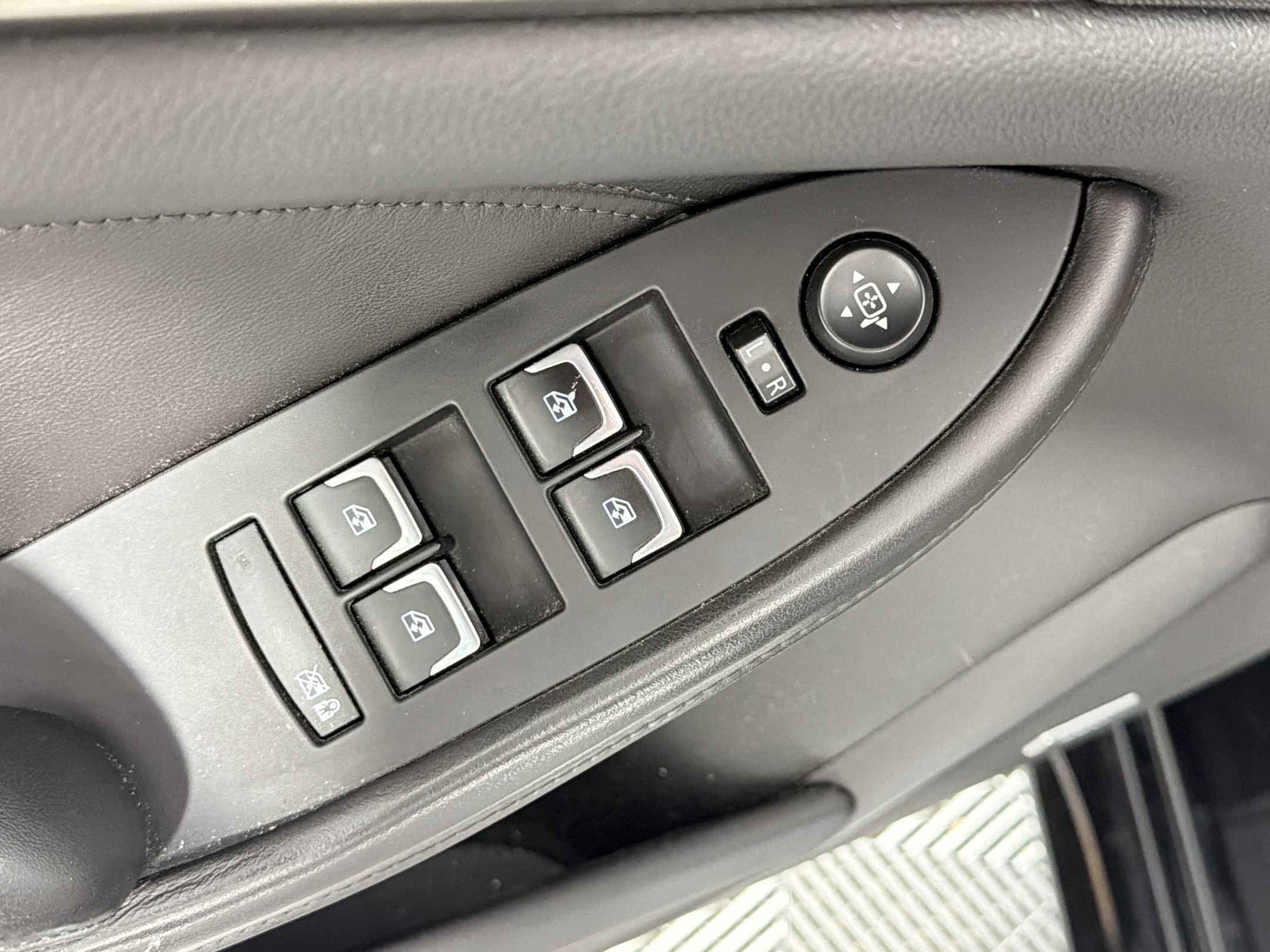 Used 2019 Cadillac CTS Luxury RWD image 13