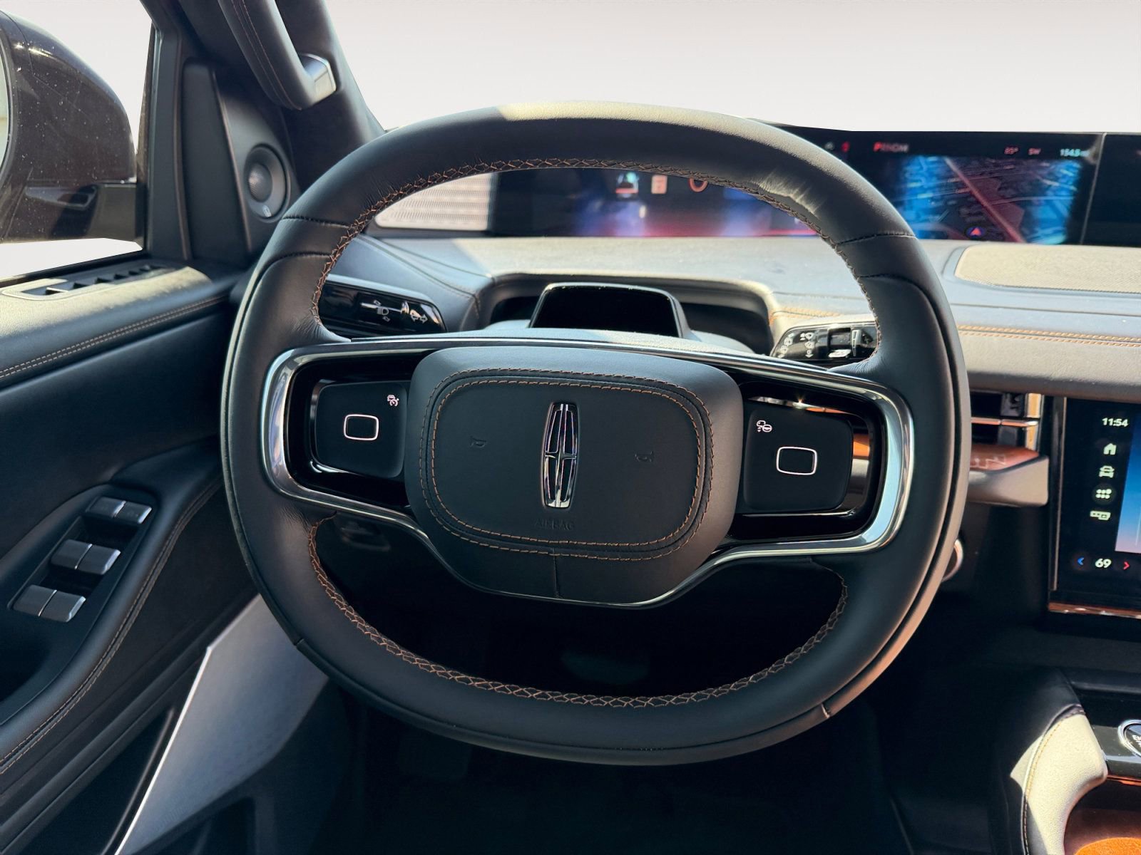New 2025 Lincoln Navigator Black Label image 12