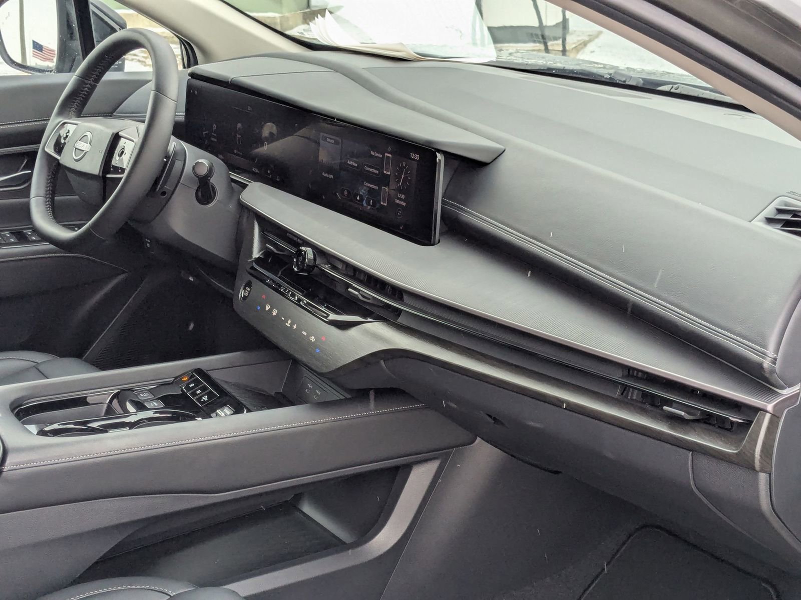 Used 2025 Nissan Murano SV image 29