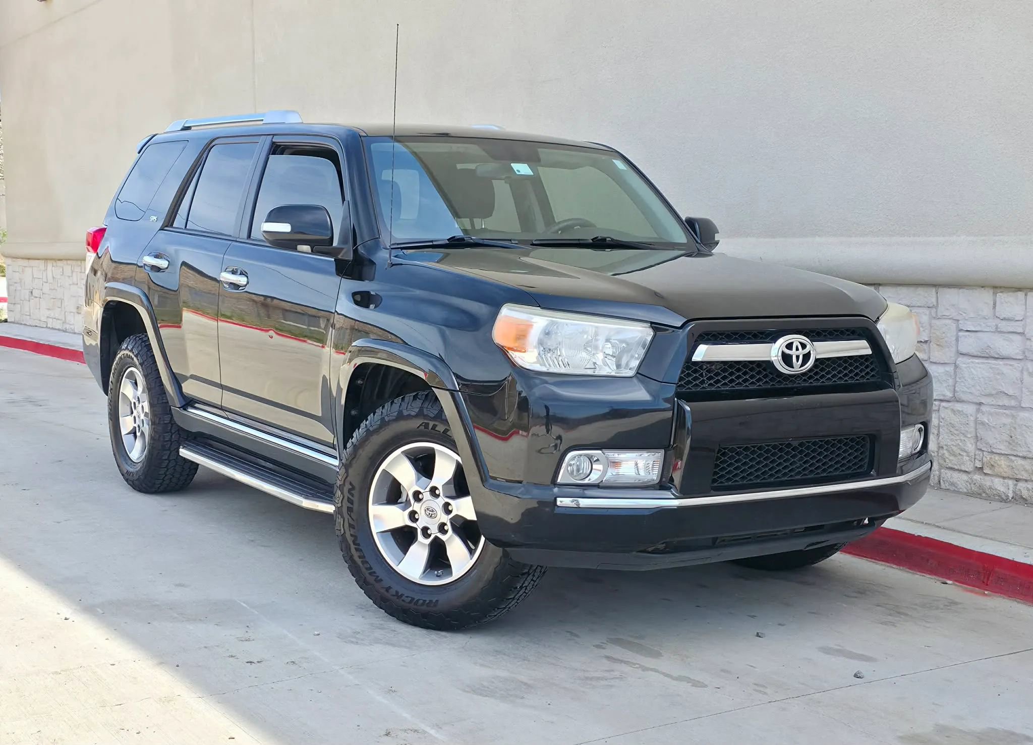 Used 2012 Toyota 4Runner SR5 image 28