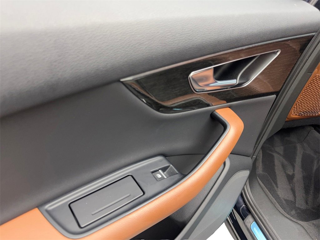 Used 2021 Audi Q7 3.0T Premium w/ Convenience Package image 39