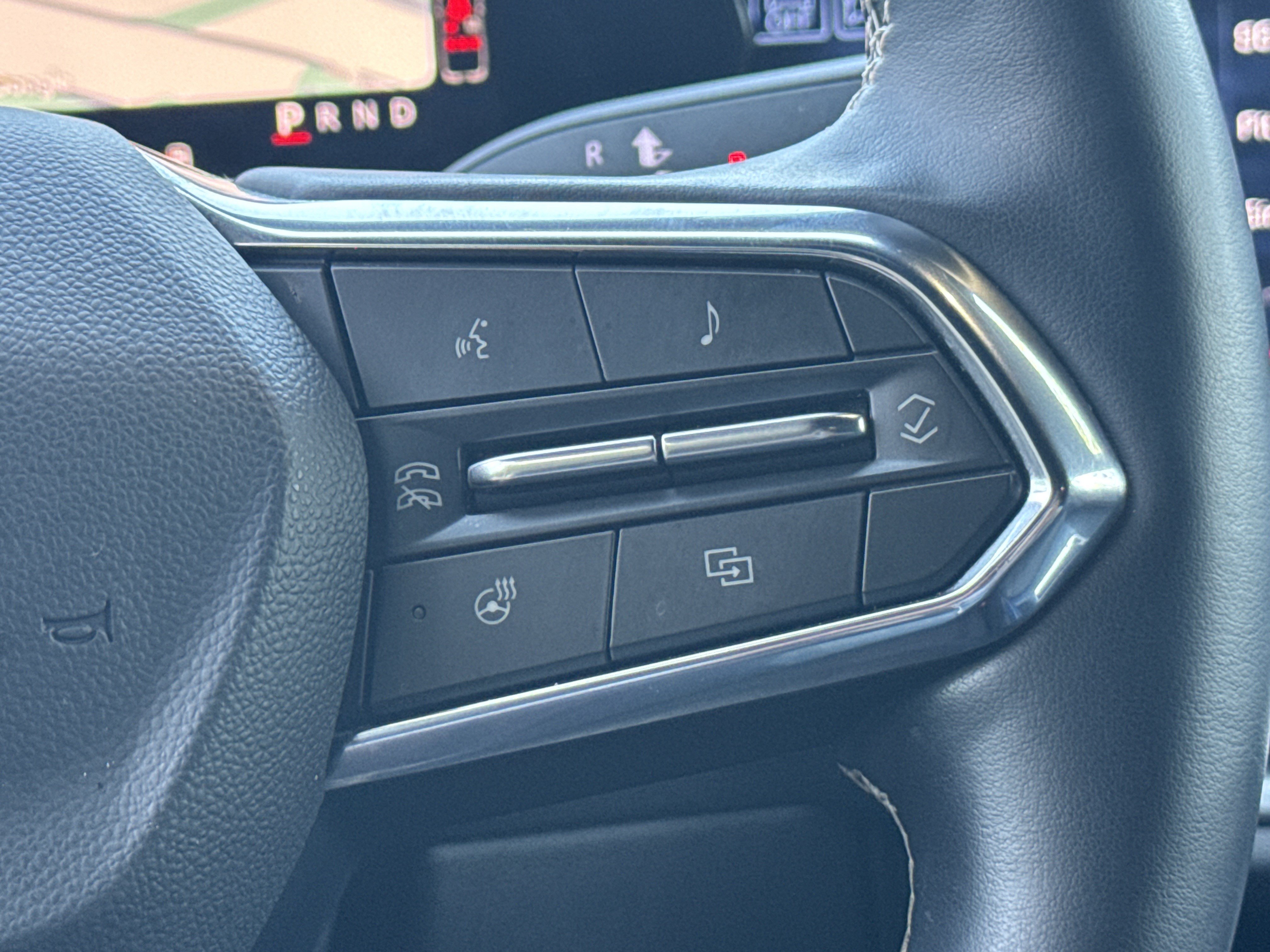 Certified 2024 Chevrolet Equinox EV LT FWD image 26