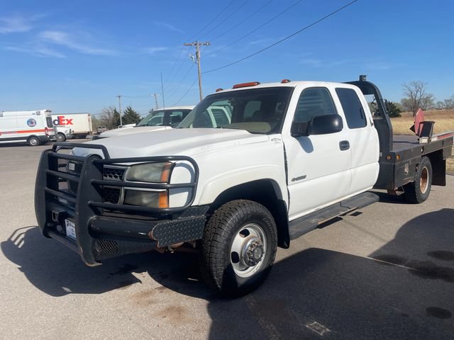 Used 2005 Chevrolet Silverado 3500 LS w/ Skid Plate Package AWD/4WD image 1