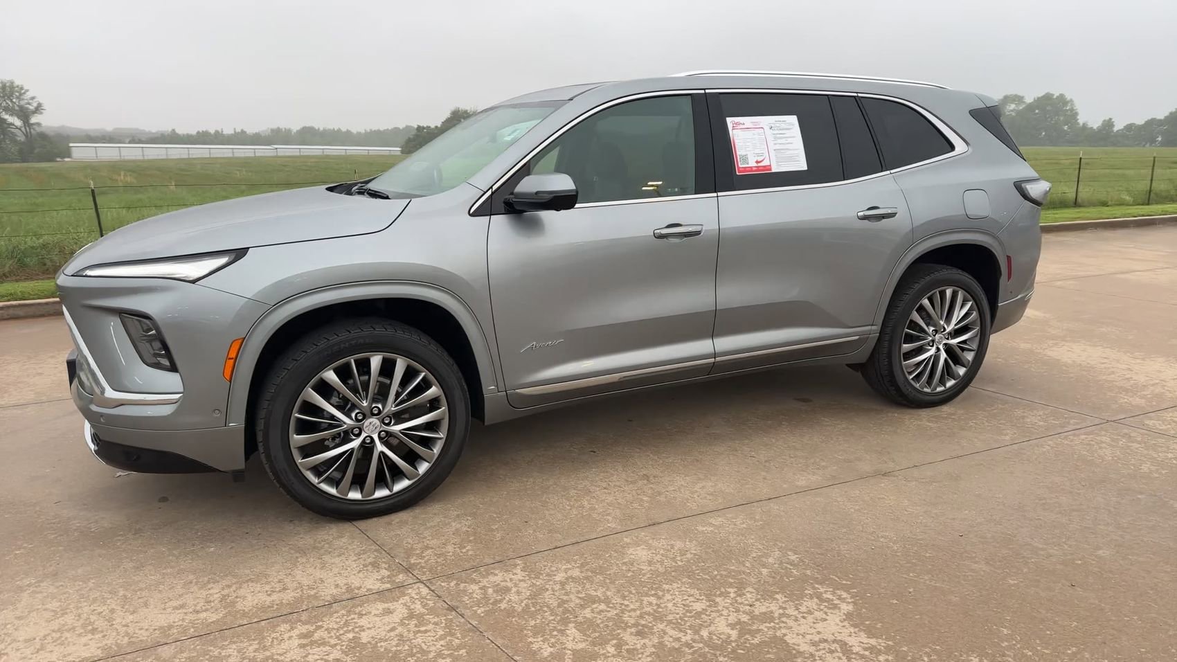 Certified 2025 Buick Enclave Avenir w/ Super Cruise Package FWD image 5