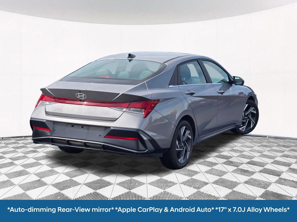 Certified 2024 Hyundai Elantra Limited FWD image 17