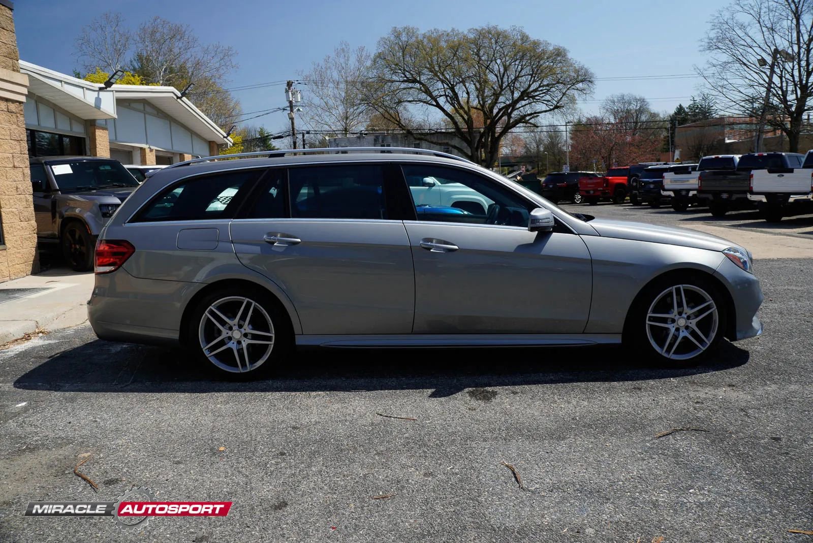 Used 2014 Mercedes-Benz E 350 4MATIC Wagon w/ Premium 1 Package image 8