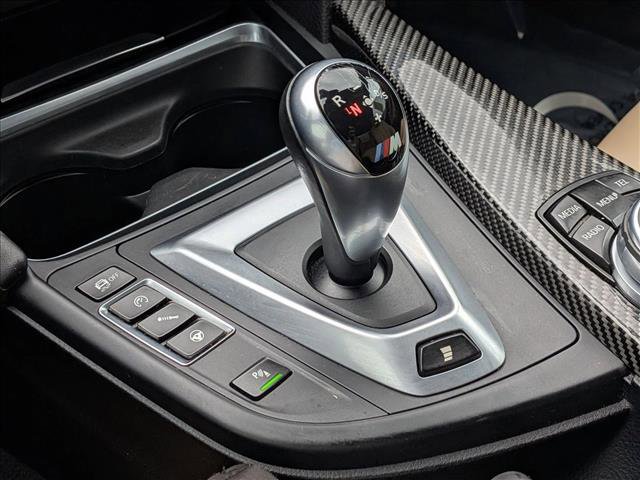 Used 2016 BMW M4 Convertible image 12