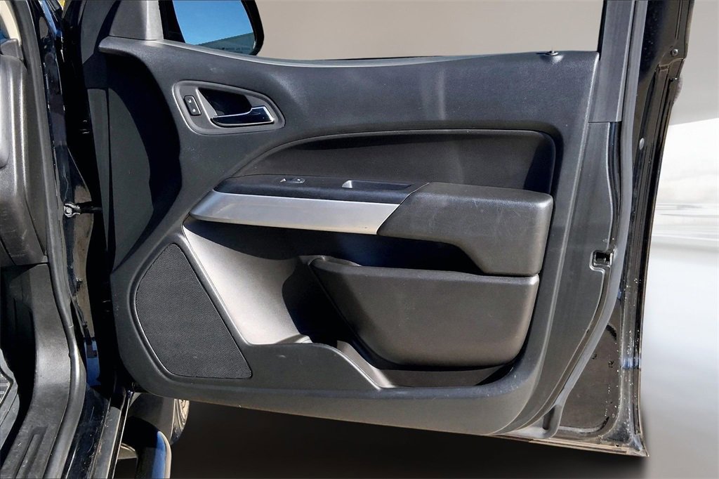 Used 2021 Chevrolet Colorado LT w/ Fleet Safety Package image 22