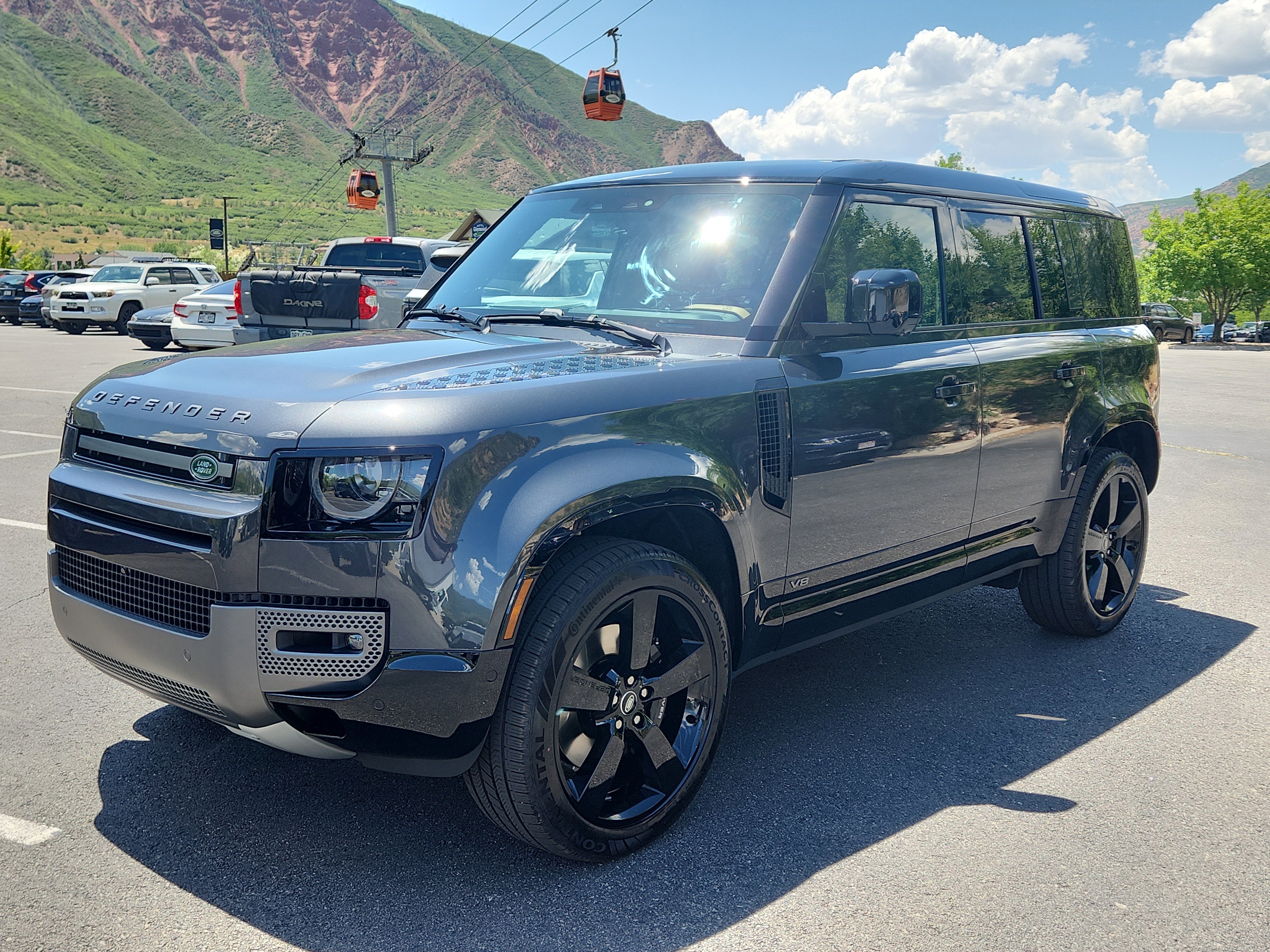 New 2025 Land Rover Defender 110 V8 image 6