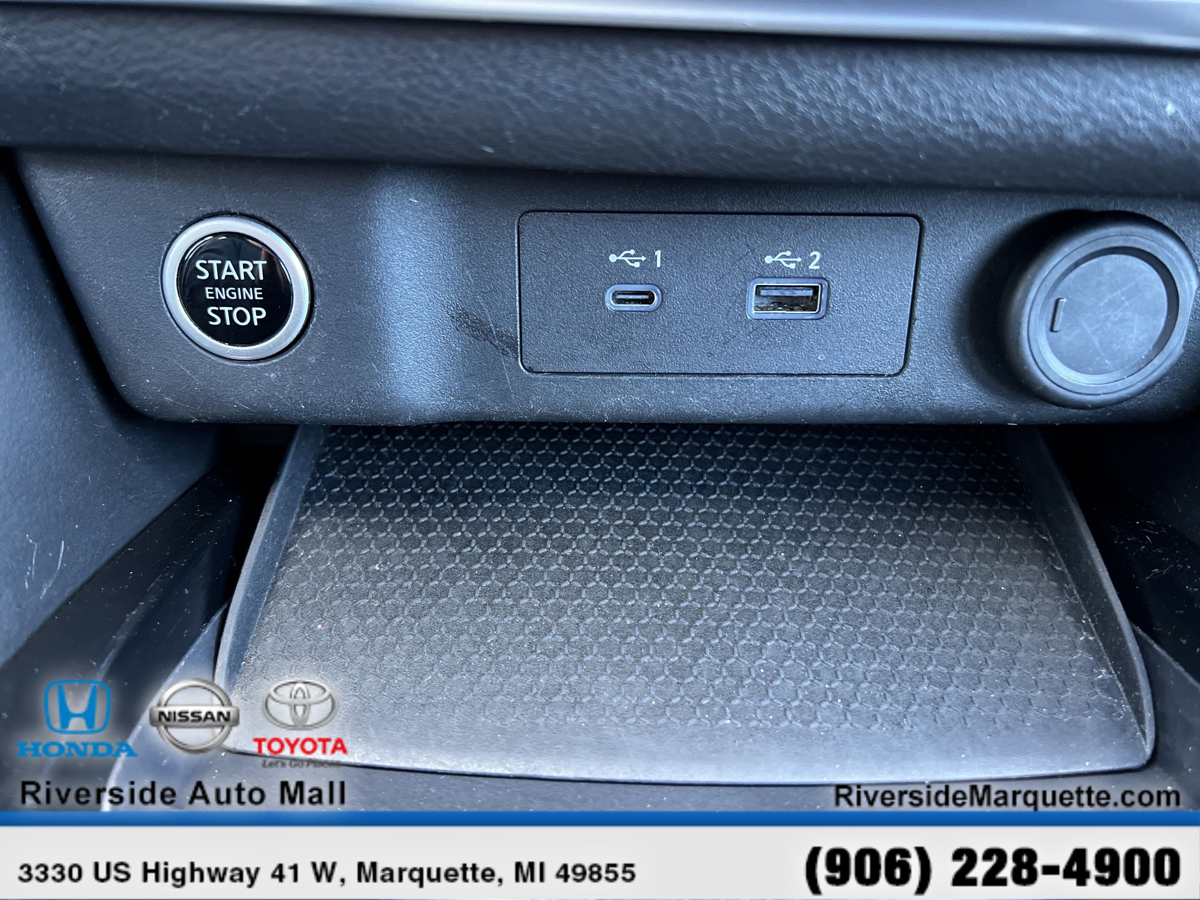 Used 2023 Nissan Rogue SV image 26