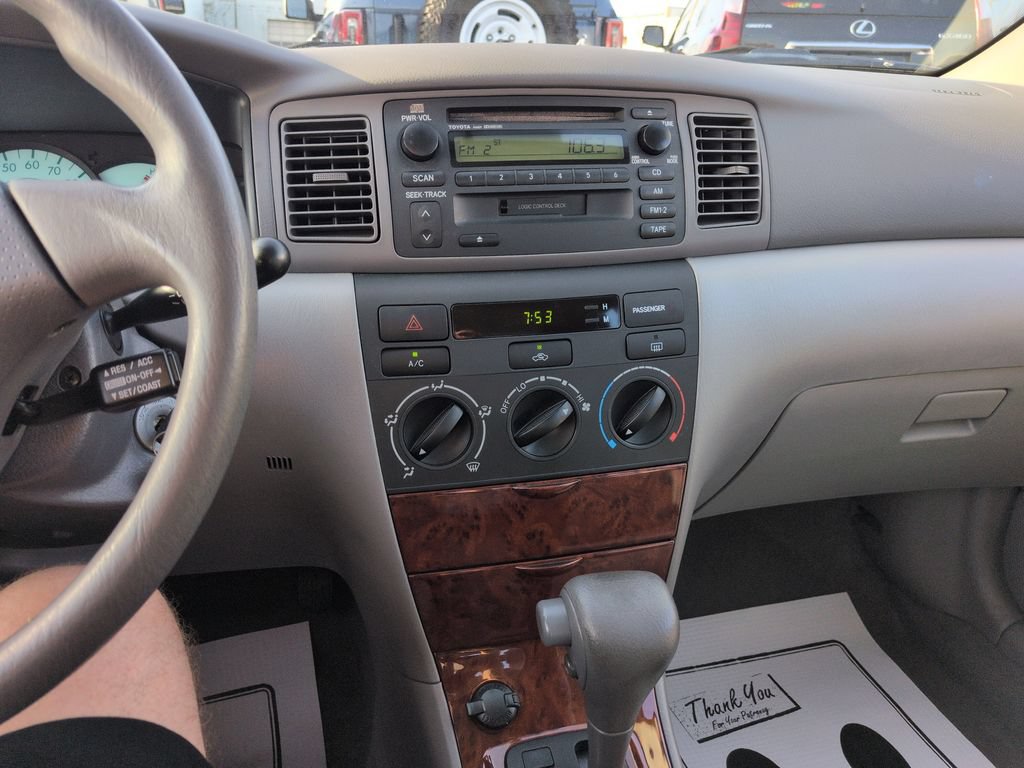 Used 2004 Toyota Corolla LE FWD image 17