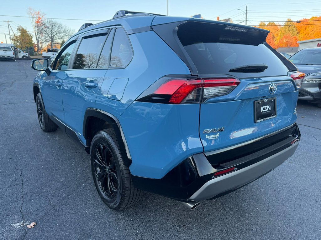 Used 2022 Toyota RAV4 SE w/ SE Grade Weather Package AWD/4WD image 3