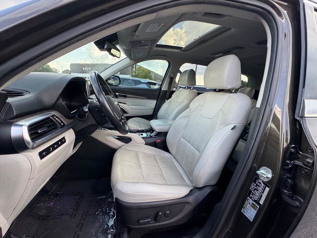 Used 2021 Kia Telluride EX w/ EX Premium Package AWD/4WD image 17