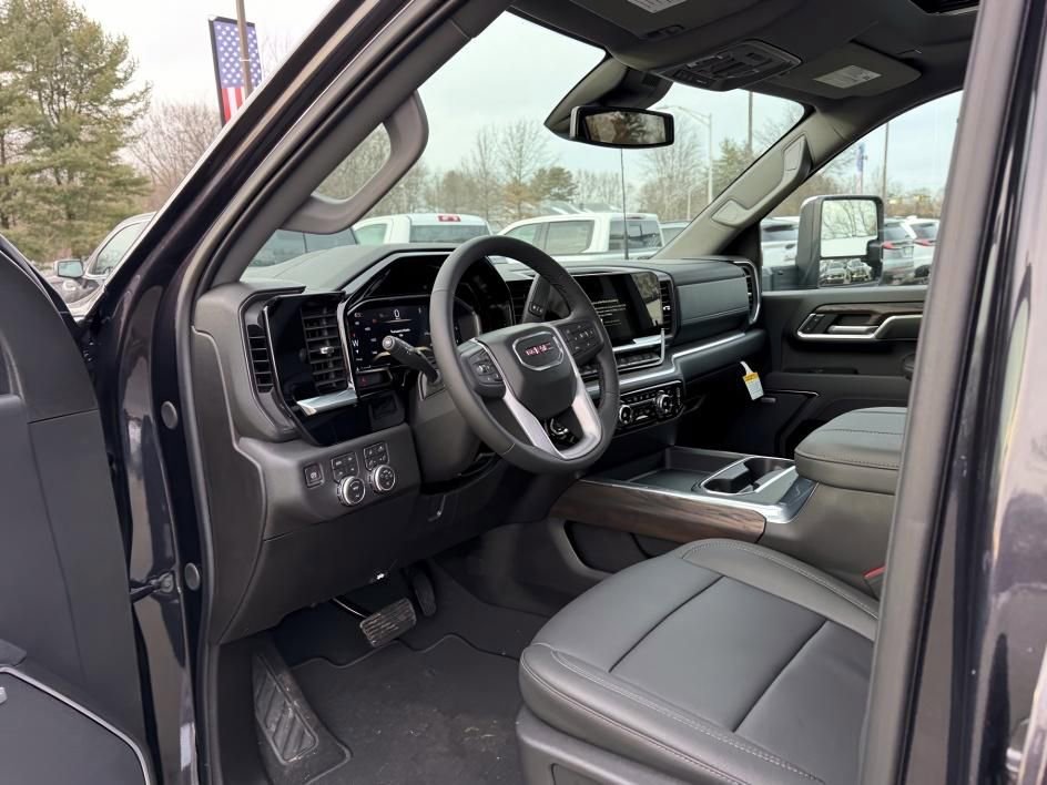 New 2026 GMC Sierra 2500 SLT w/ SLT Premium Package image 13