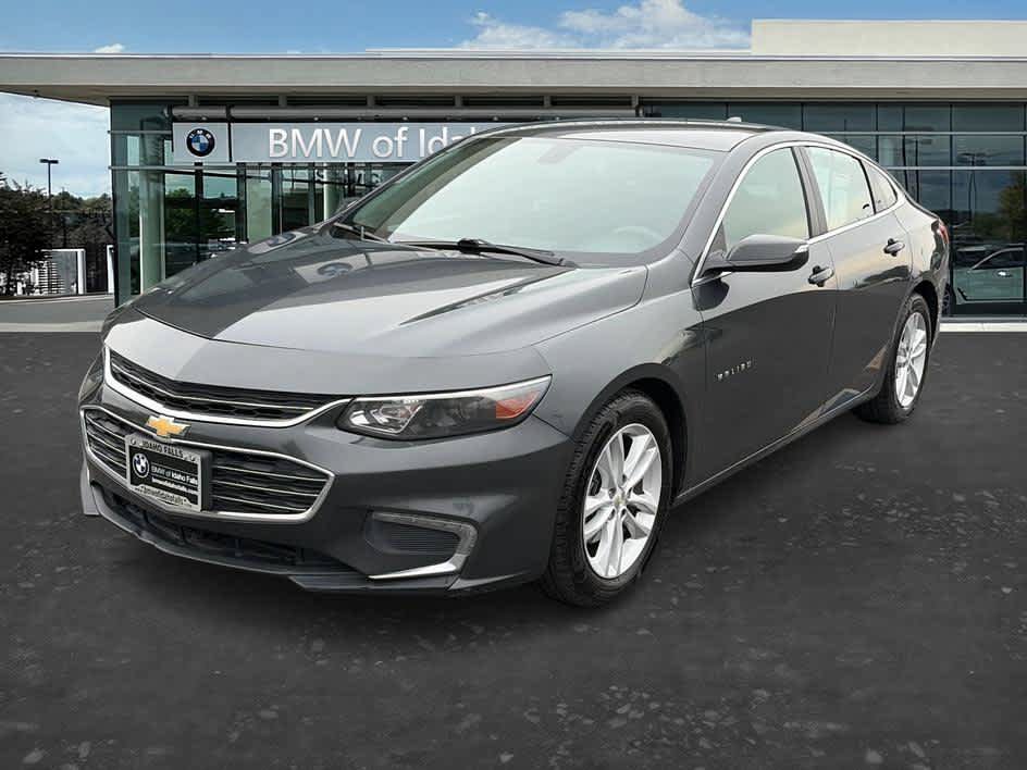 Used 2018 Chevrolet Malibu LT FWD image 3