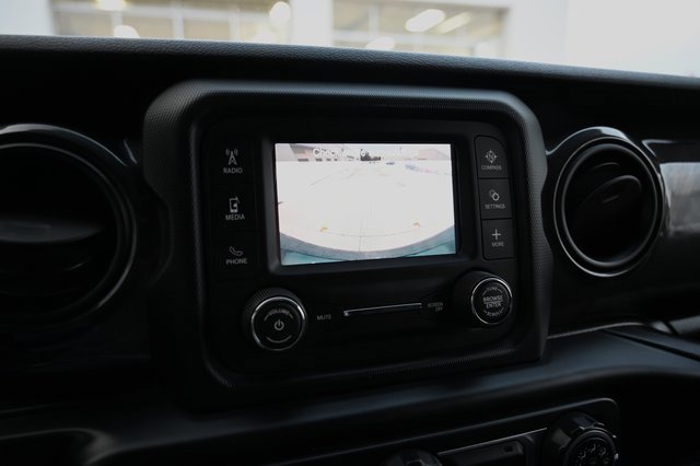 Used 2020 Jeep Wrangler Unlimited Sport image 18