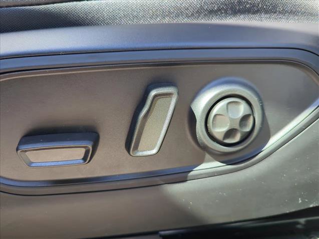 New 2026 Jeep Grand Cherokee L Limited AWD/4WD image 17