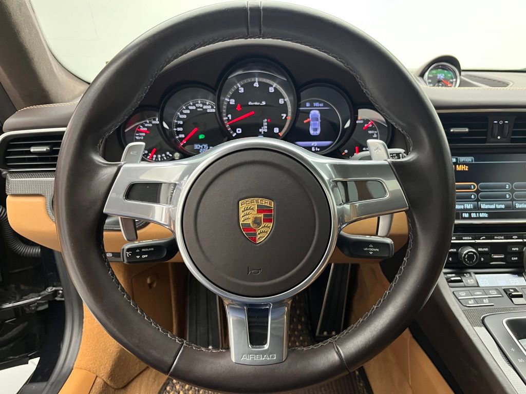 Used 2015 Porsche 911 Turbo S image 12