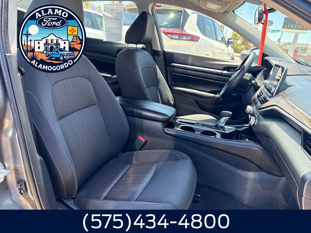 Used 2023 Nissan Altima 2.5 SV image 24