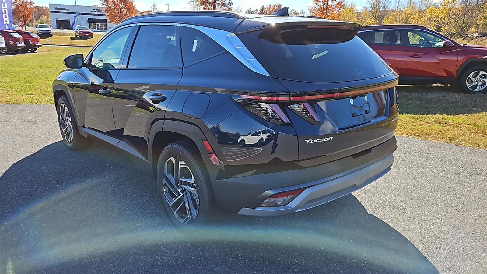 New 2025 Hyundai Tucson Limited image 5