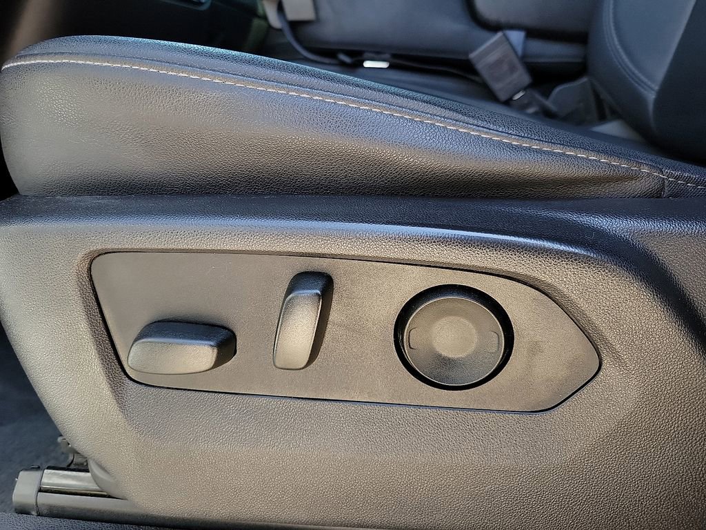 Used 2024 GMC Sierra 1500 SLT image 20