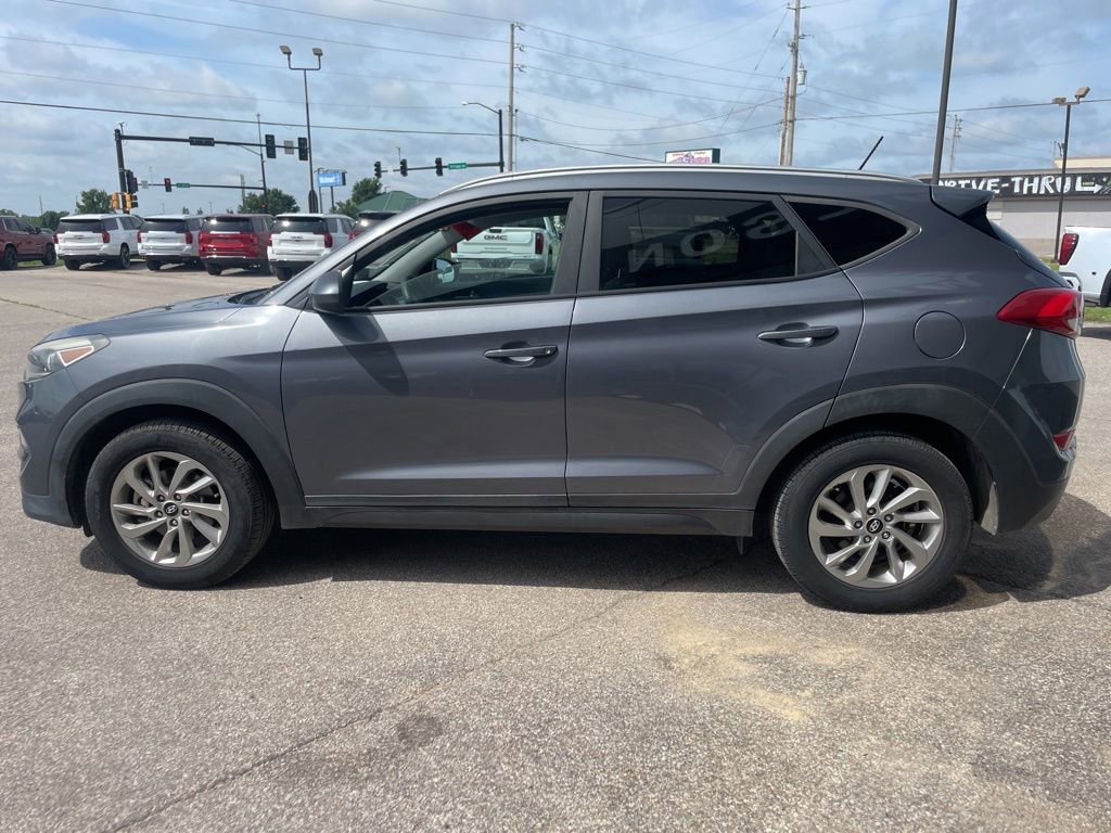 Used 2016 Hyundai Tucson SE w/ Option Group 02 AWD/4WD image 6