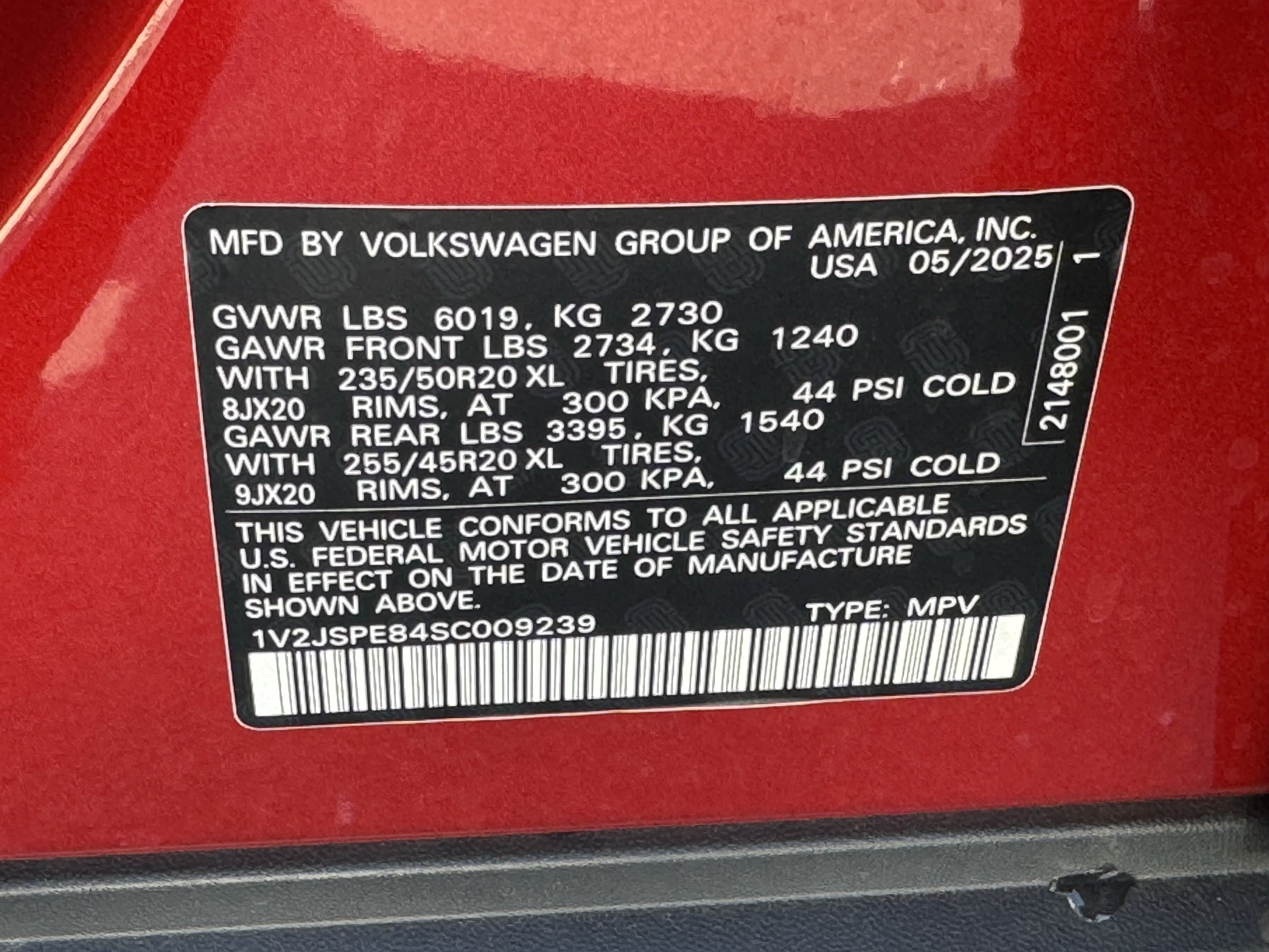 Certified 2025 Volkswagen ID.4 Pro S Plus w/ ID.4 Black Package AWD/4WD image 39